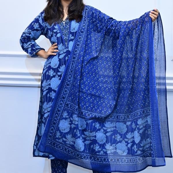 Deep blue floral design 3piece suit set